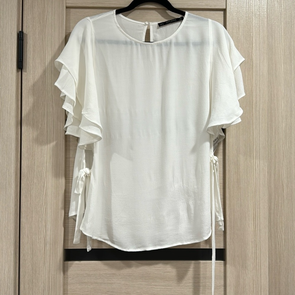 COPY - Zara white ruffles sleeve top